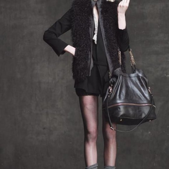 J Crew Black Leather Exhibitor Mega Tote - RN29448 - Picture 1 of 5